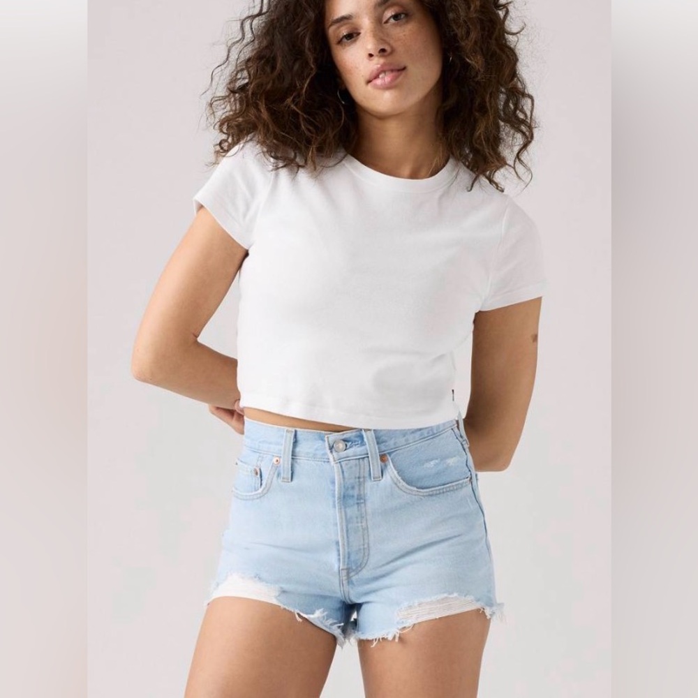 Women’s Levi’s 501 Original High Rise Shorts - Size 27